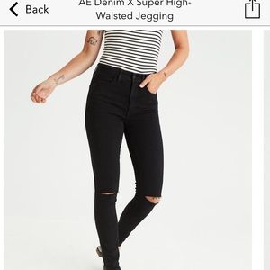 Brand new never worn American Eagle Skinny Jeans!!